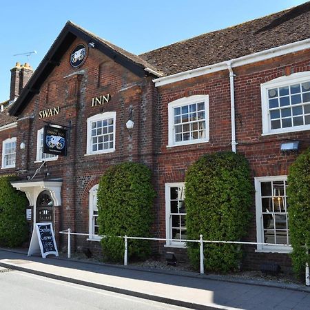 ستورمنستر نيوتن The Swan Inn المظهر الخارجي الصورة